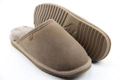 Pantoffels Dames slippers Warmbat Classic.55 Mud. Direct leverbaar uit de webshop van Reese Schoenmode.